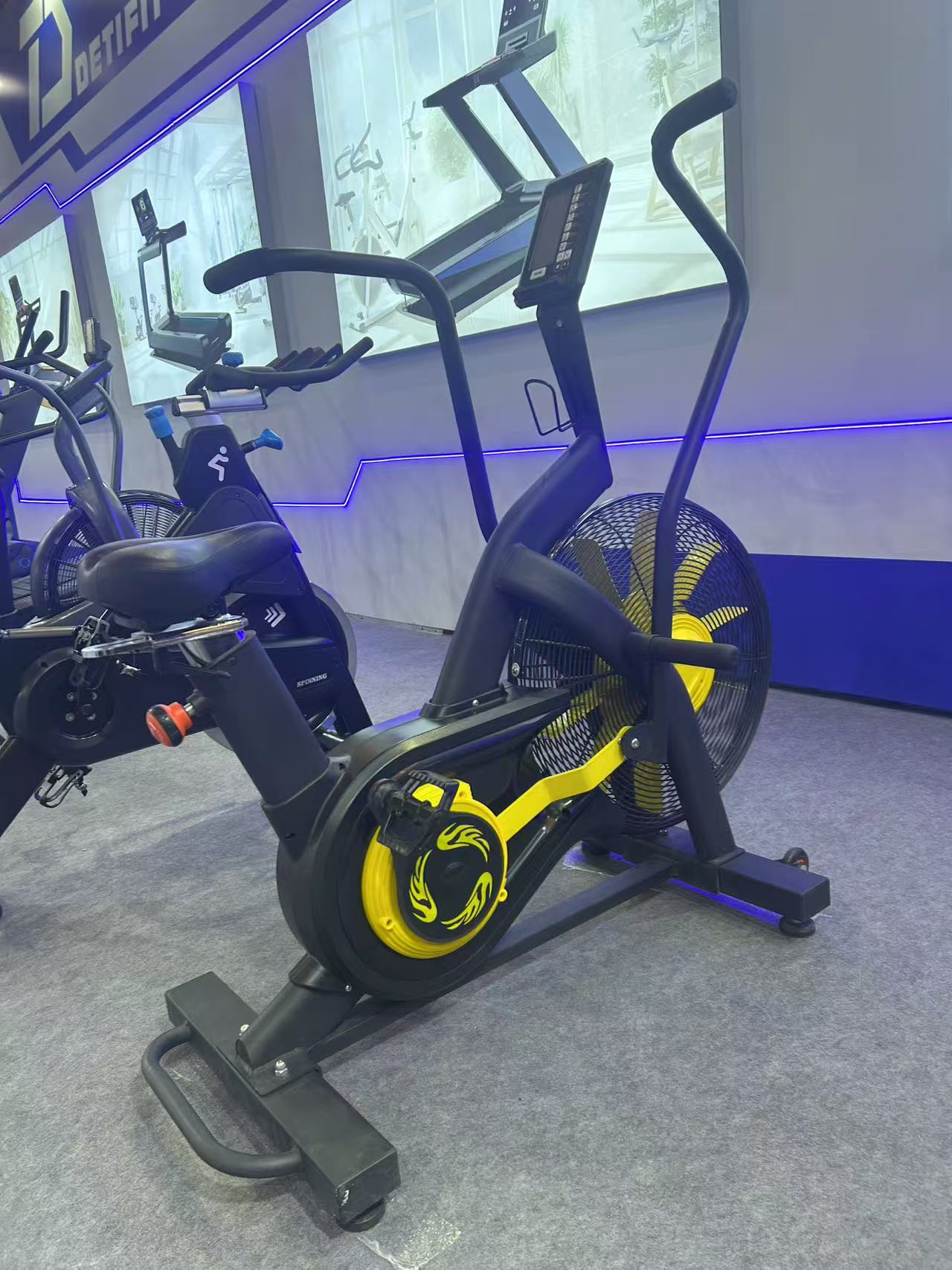 Gym Fitness Equipment Air Bike - Home Gym Bike ulasan dan harga
